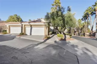 Photo #2: 2639098 Listing 