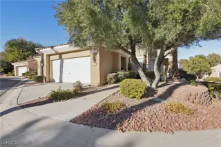 Photo #3: 2639098 Listing 