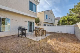 Photo #1: 2639109 Listing