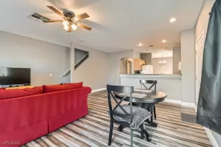 Photo #6: 2639109 Listing