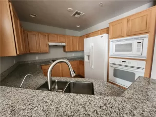 Photo #1: 2639112 Listing 