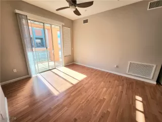 Photo #3: 2639112 Listing 