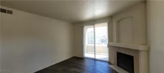 Photo #3: 2639113 Listing 