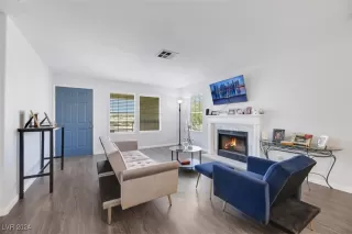 Photo #3: 2639127 Listing