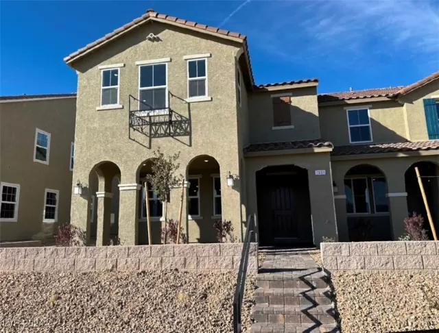 MLS: 2639149 Condo For Sale