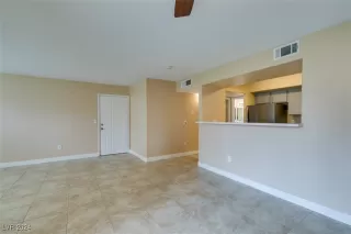 Photo #3: 2639172 Listing 