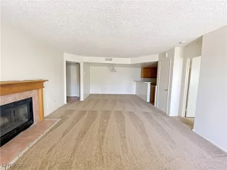 Photo #2: 2639180 Listing 