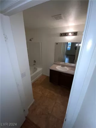 Photo #6: 2639198 Listing 