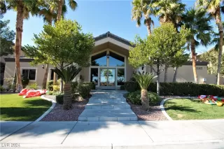 Photo #1: 2639225 Listing 