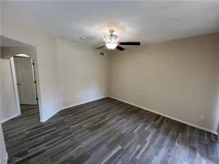 Photo #4: 2639338 Listing 