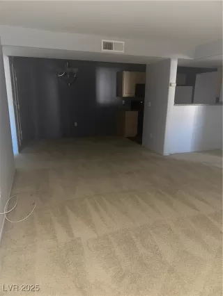 Photo #2: 2639351 Listing 