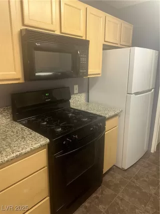 Photo #6: 2639351 Listing 