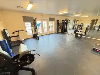 Photo #2: 2639370 Listing 