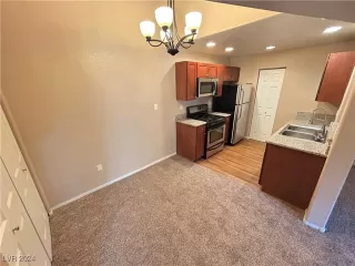 Photo #5: 2639370 Listing 