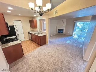 Photo #6: 2639370 Listing 