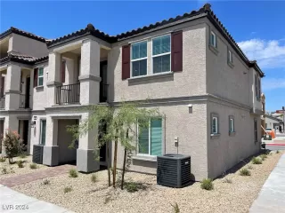 Photo #1: 2639375 Listing 