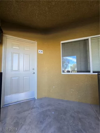 Photo #3: 2639422 Listing 