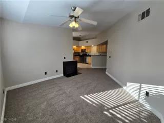 Photo #6: 2639422 Listing 