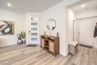 Photo #2: 2639427 Listing