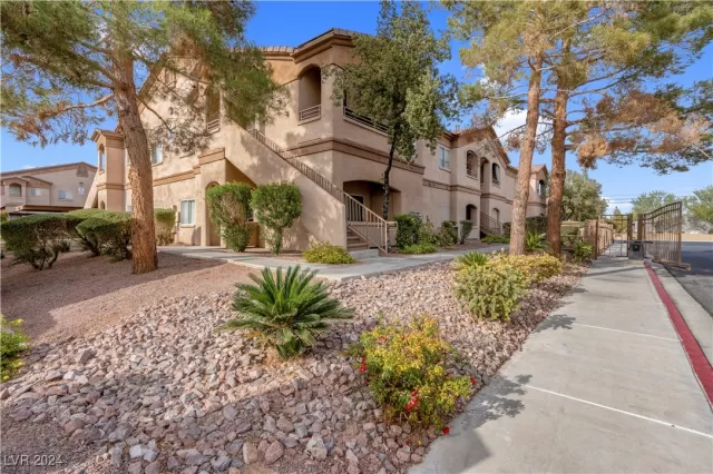 MLS: 2639433 Condo For Sale