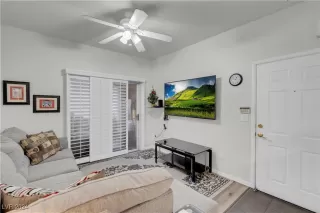 Photo #6: 2639433 Listing