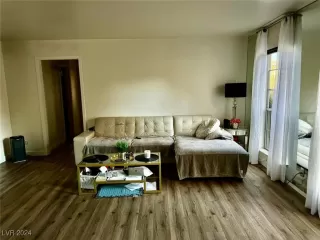 Photo #6: 2639458 Listing 