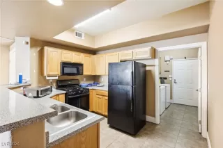 Photo #6: 2639522 Listing 