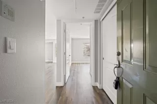 Photo #3: 2639524 Listing