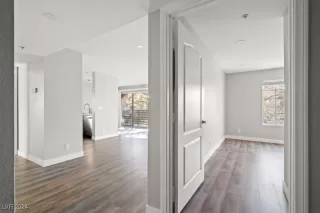 Photo #4: 2639524 Listing