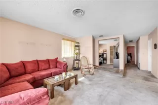 Photo #2: 2639547 Listing