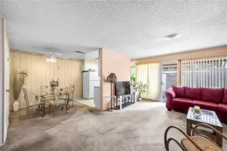 Photo #6: 2639547 Listing