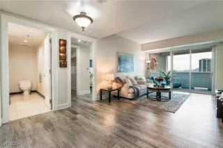 Photo #1: 2639559 Listing