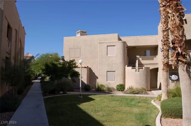 MLS: 2639567 Condo For Sale