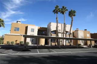 Photo #1: 2639567 Listing 