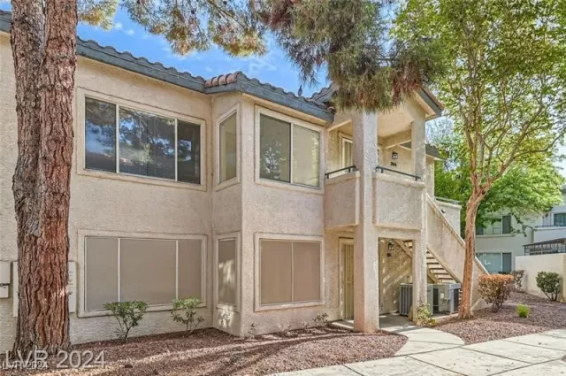 MLS: 2639568 Condo For Sale