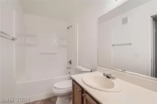 Photo #5: 2639568 Listing 