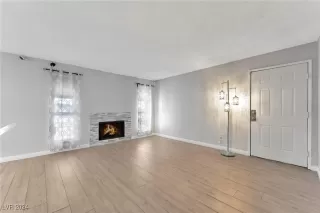 Photo #1: 2639585 Listing