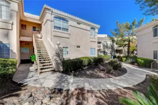 Photo #4: 2639665 Listing