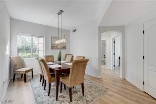 Photo #6: 2639665 Listing