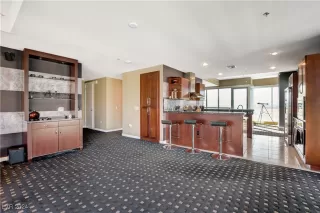 Photo #2: 2639695 Listing 