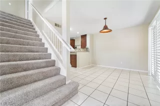 Photo #3: 2639704 Listing