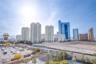 Photo #1: 2639713 Listing 