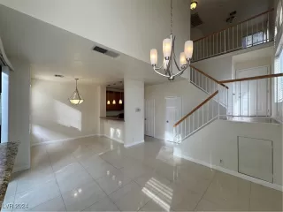 Photo #2: 2639786 Listing 