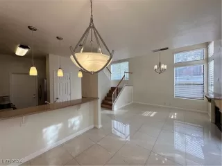 Photo #3: 2639786 Listing 