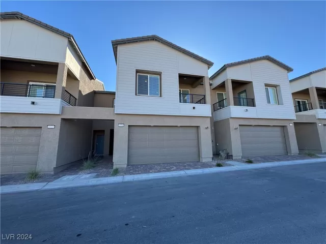 MLS: 2639787 Condo For Sale