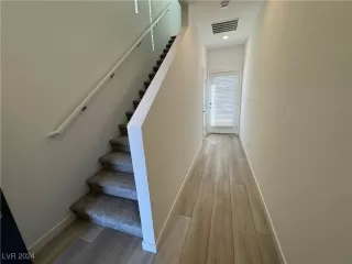 Photo #3: 2639787 Listing 