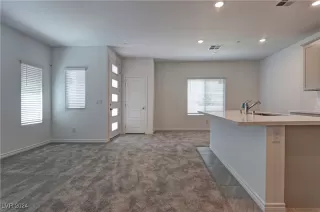Photo #4: 2639788 Listing 