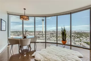 Photo #6: 2639796 Listing