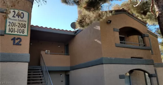 MLS: 2639798 Condo For Sale