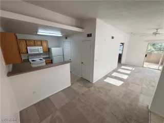 Photo #2: 2639824 Listing 